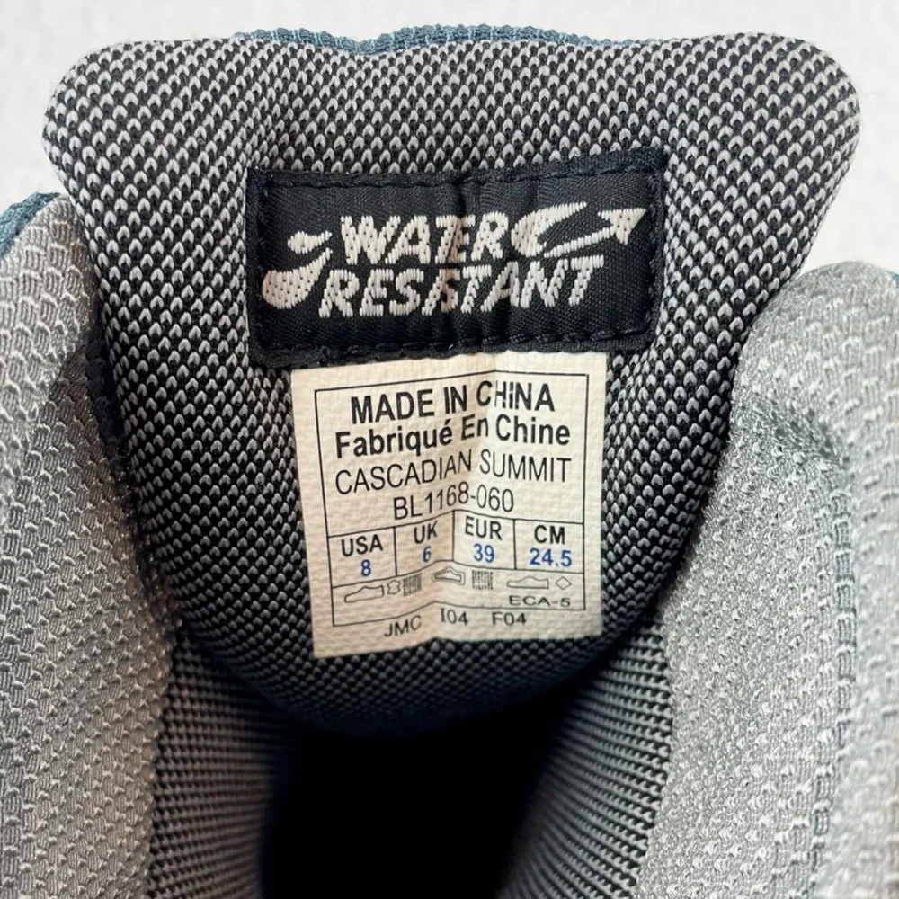 COLUMBIA • Blue/Grey Thermolite Water Resistant Cascadian Summit Winter Boots, 8 - Picture 13 of 16